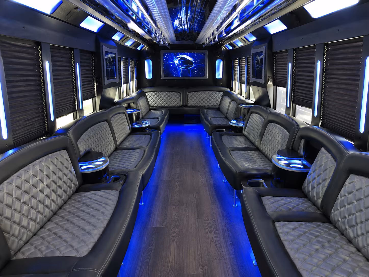 Kansas City Birthday, Sweet 16, & Quinceañera Transportation onboard seating