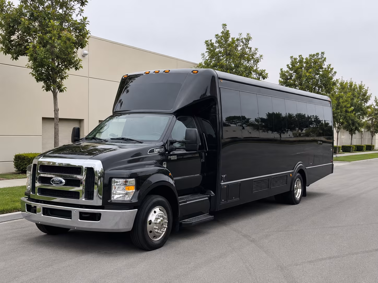 Kansas City Concert & Music Festival Transportation party bus exterior