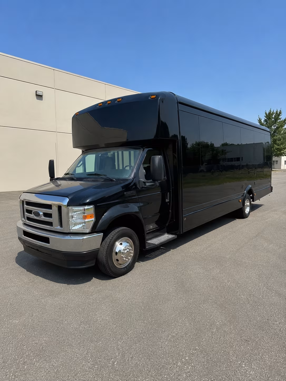 Kansas City Private Event Transportation party bus exterior