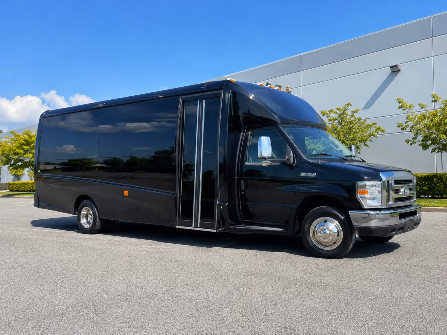 Kansas City Sporting Event Transportation group transportation