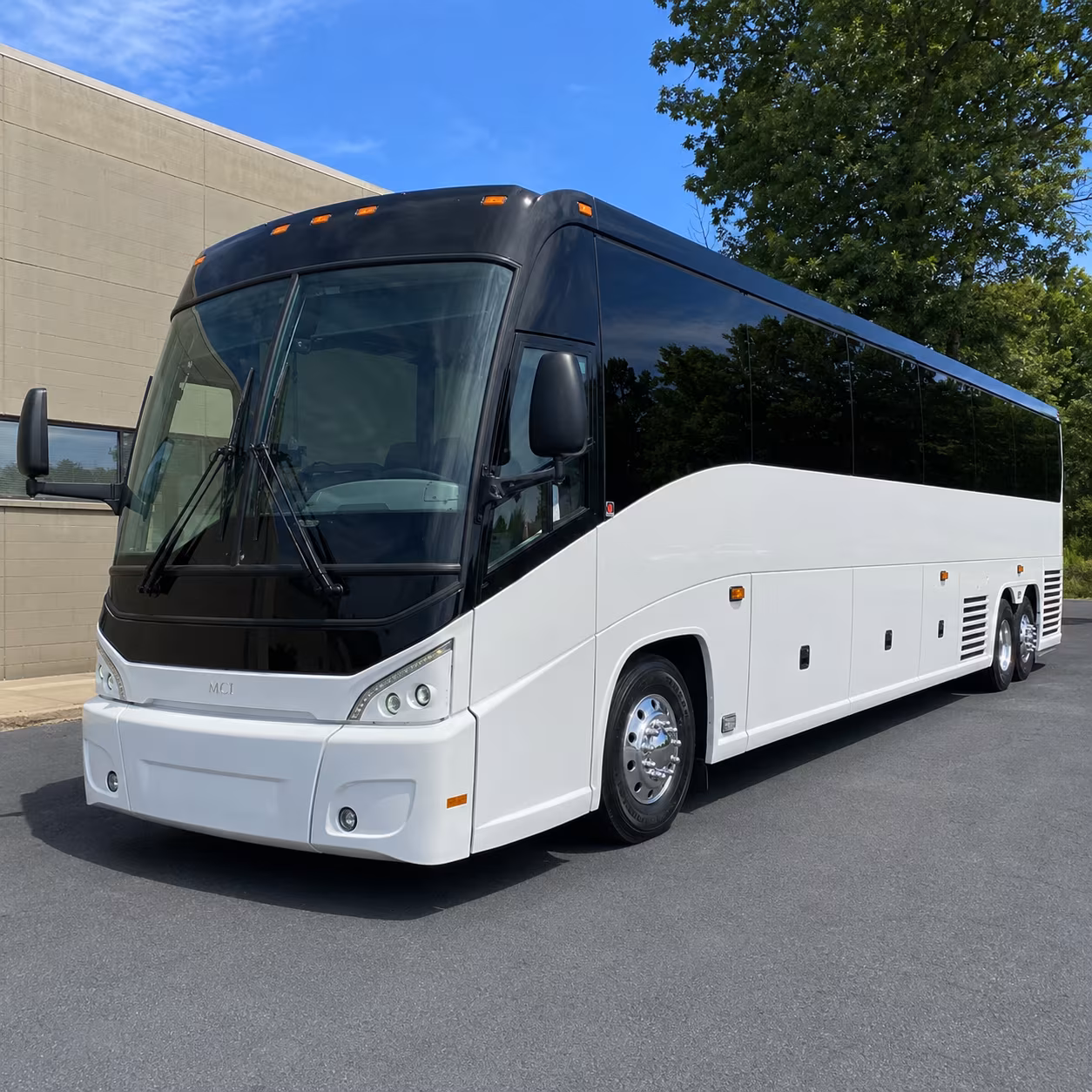 Kansas City Wedding Transportation & Shuttle Service
